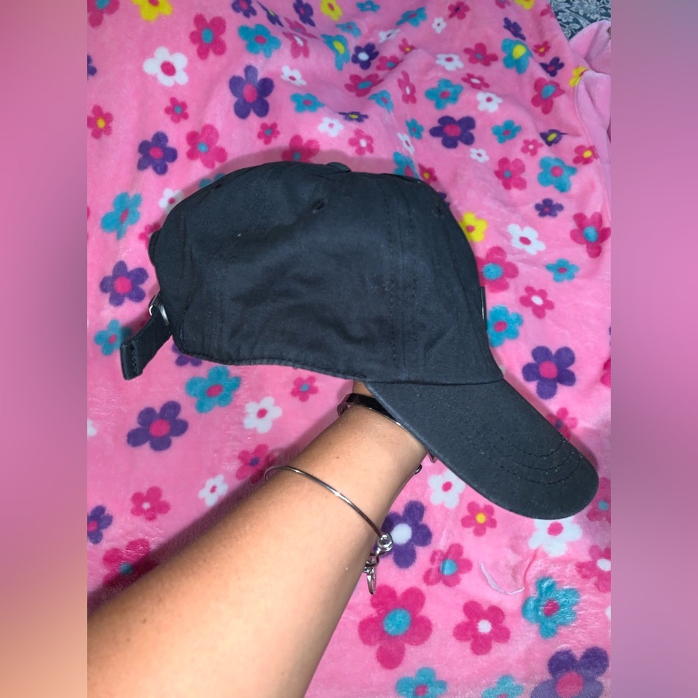 Pink  Cap - Picture 2 of 5